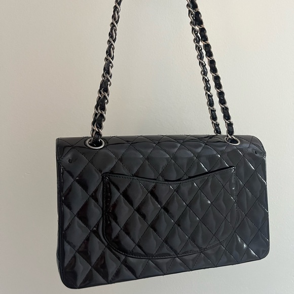 CHANEL Medium Classic Double Flap Patent Black SHW - Picture 3 of 7